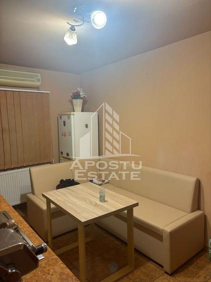 Apartament cu 2 camere semidecomandat, mobilat în Lipovei