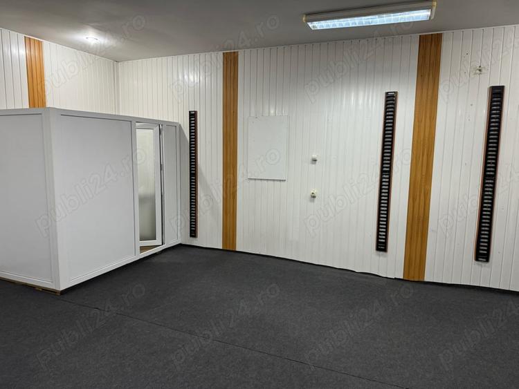 Spațiu comercial, de 40 mp, în Central
