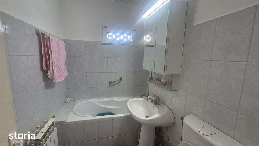 Apartament cu 3 camere în Țiglina 3