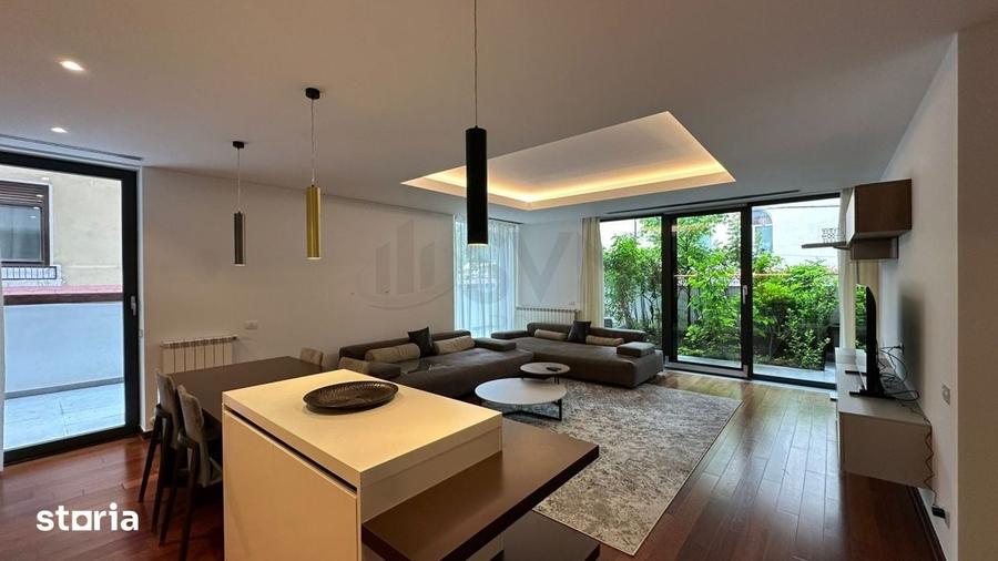 Apartament cu 4 camere, mobilat în Primăverii