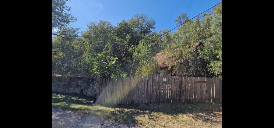 Casă cu 2 camere în Valea Mare