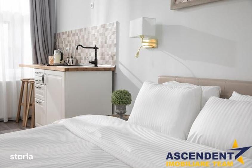Casă cu 6 camere cu Teren 200 Mp în Centrul Istoric