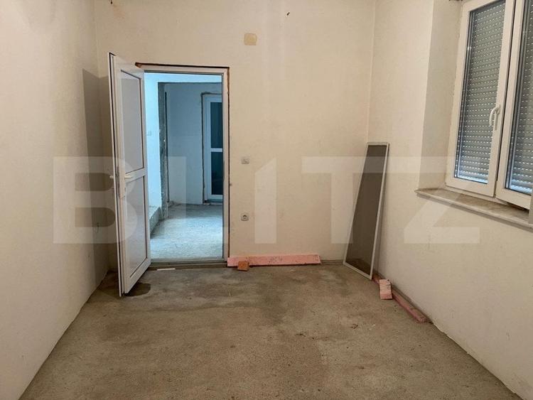 Casă individuală cu 16 camere cu Garaj în Titulescu