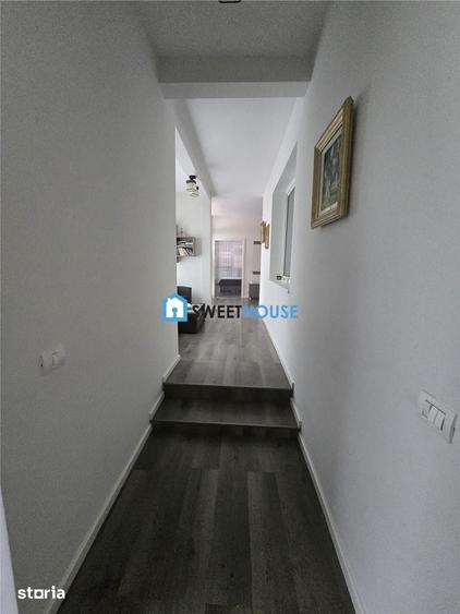 Casă cu 5 camere cu Teren 1600 Mp în Șinca