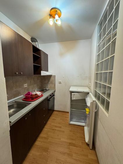 Apartament cu 2 camere decomandat în Plopilor