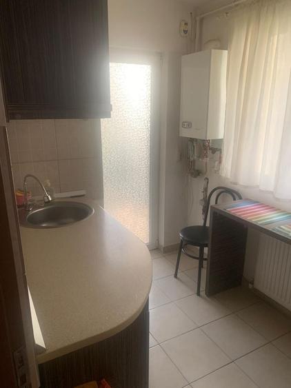 Garsonieră decomandată în Crângași