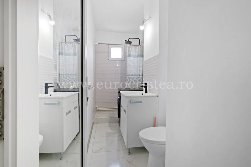 Apartament cu 3 camere semidecomandat, mobilat în Central