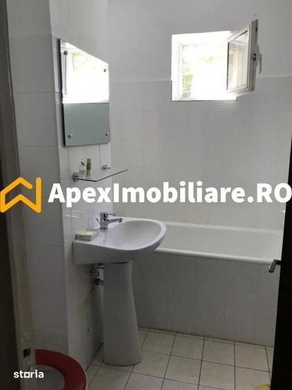 Apartament cu 2 camere semidecomandat în Giurgiului