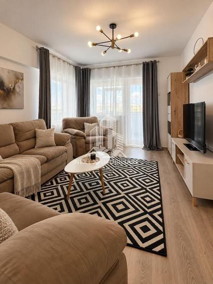 Apartament cu 4 camere decomandat, mobilat în Dacia