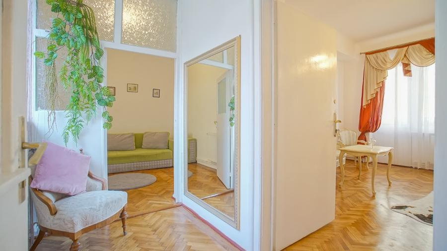 Centrul Istoric, apartament 3 camere in casa. - 4