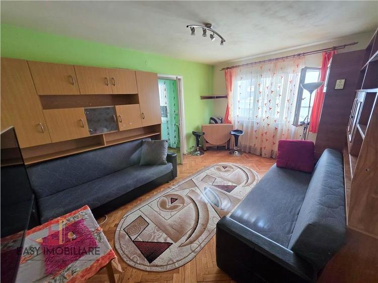 Apartament cu 2 camere semidecomandat în Cornișa