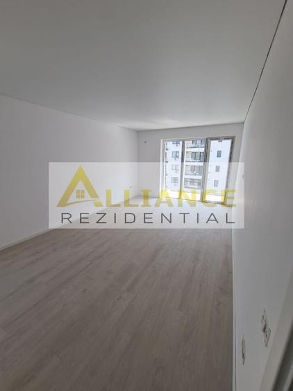 Apartament cu 2 camere decomandat în Apărătorii Patriei
