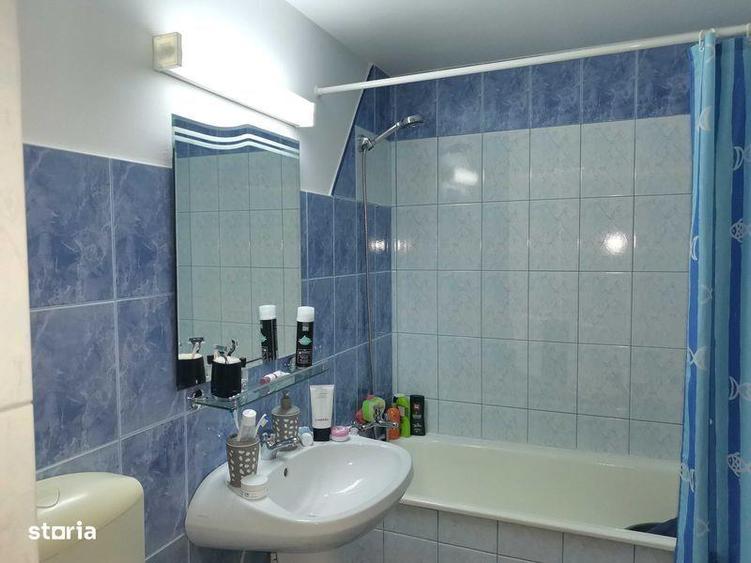Apartament cu 4 camere decomandat în Traian