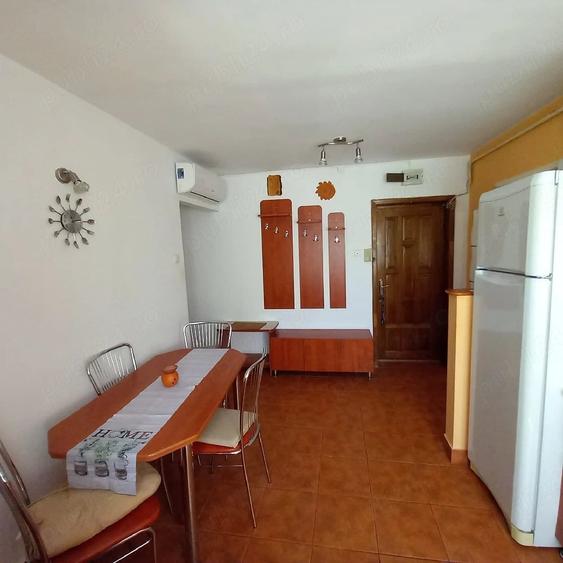 Apartament cu 2 camere decomandat în Tudor