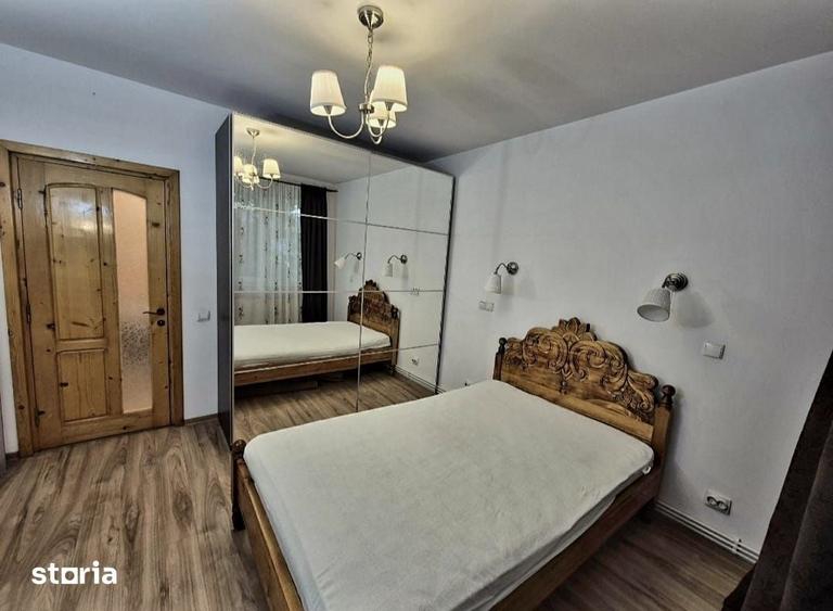 Apartament cu 3 camere semidecomandat în Central
