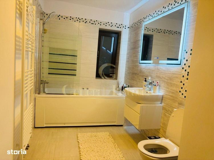Casă cu 4 camere în Sânpetru