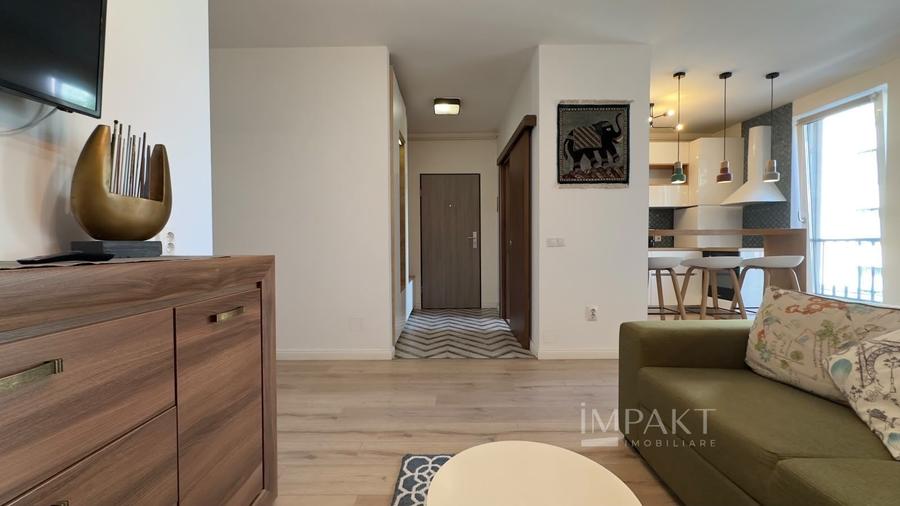 Apartament cu 2 camere semidecomandat, mobilat în Andrei Mureșanu