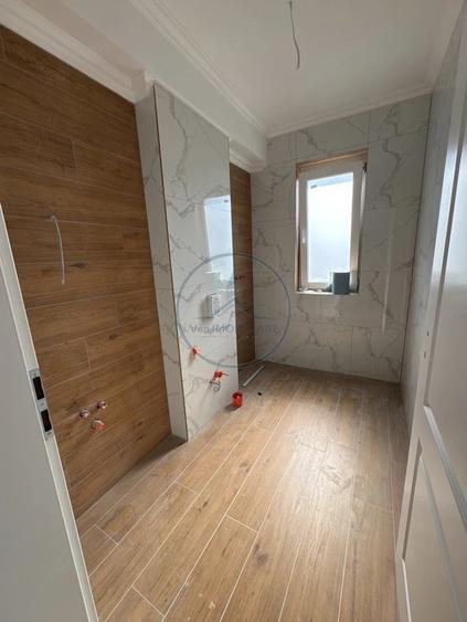 Apartament cu 3 camere decomandat în Cetății
