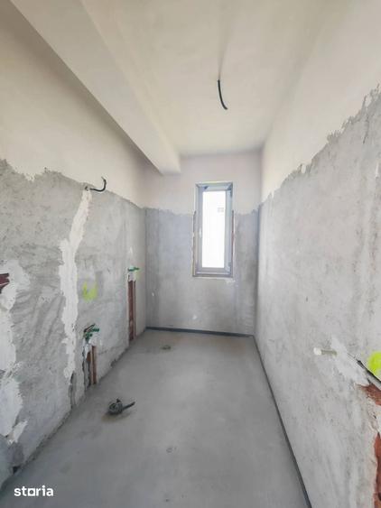 Casă cu 4 camere cu Teren 500 Mp în Mogoșoaia