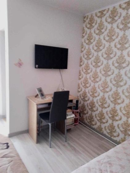Apartament cu 1 camera, decomandat, etajul 3/5, zona Alexandru Cel Bun - 1