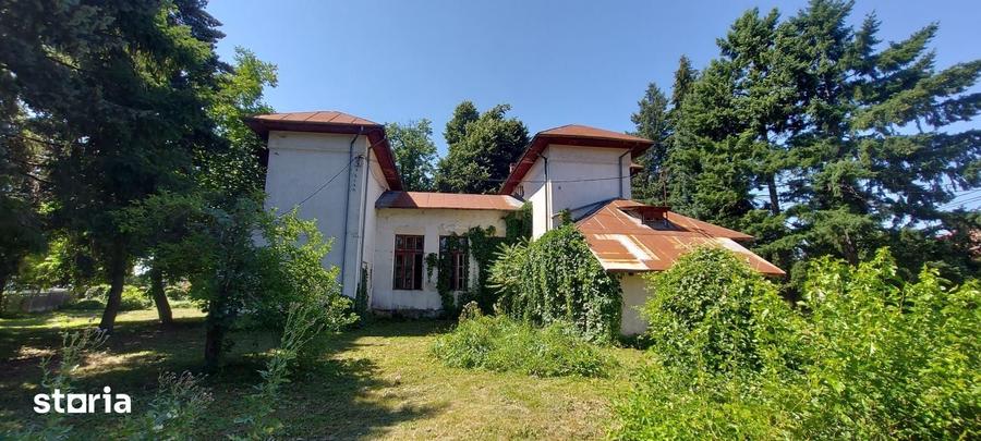 Spațiu comercial, de 400 mp, în Mereni