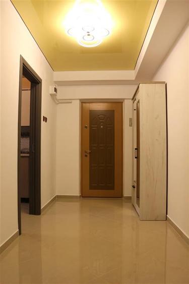 Apartament cu 2 camere decomandat în Buzaului