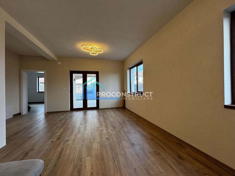 Casă individuală cu 5 camere cu Teren 300 Mp în Dumbrăvița