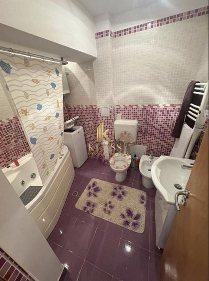 Apartament cu 3 camere decomandat, mobilat în Unirii
