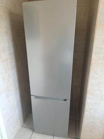 Apartament cu 2 camere semidecomandat în Berceni