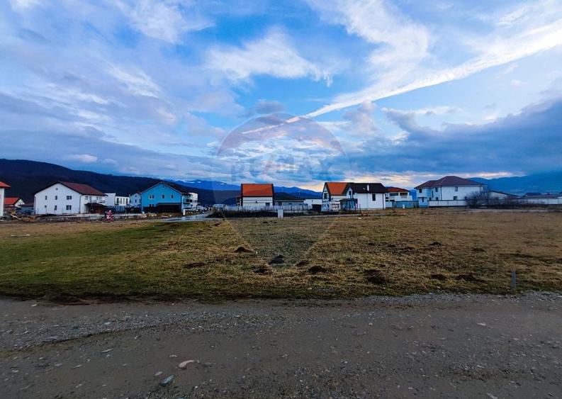 Teren Construcții intravilan de 609 mp, în Nord-Est