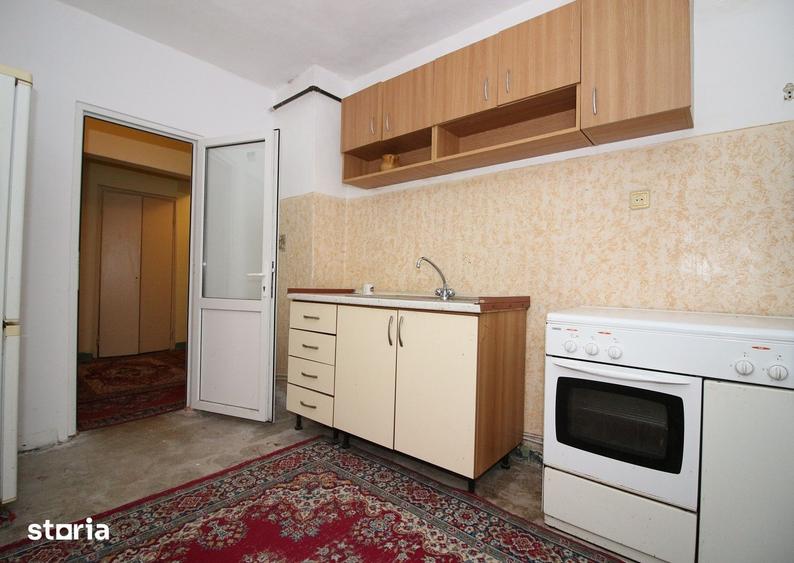 Apartament cu 2 camere decomandat în Energiei