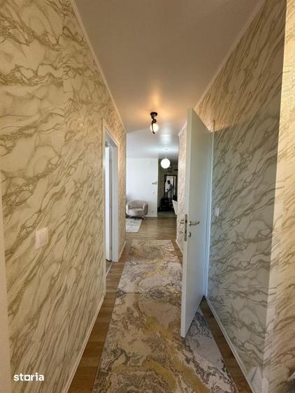 Apartament cu 3 camere, mobilat în Central