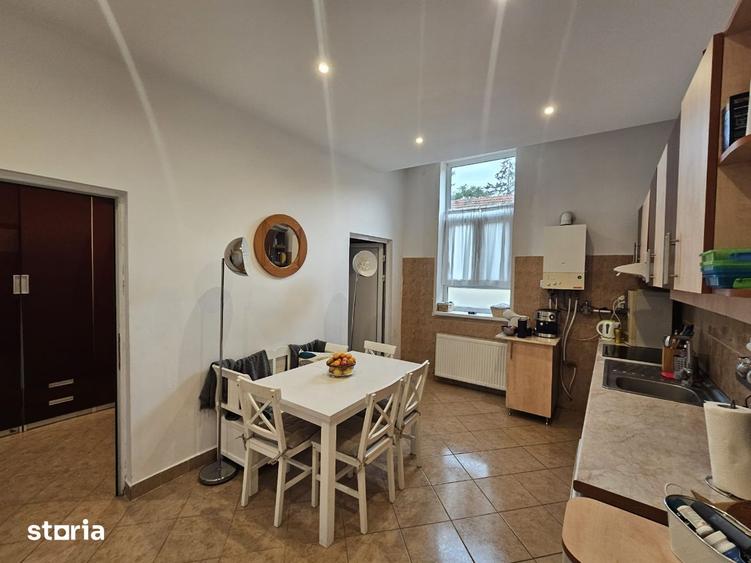Casă cu 3 camere cu Teren 208 Mp în Barițiu