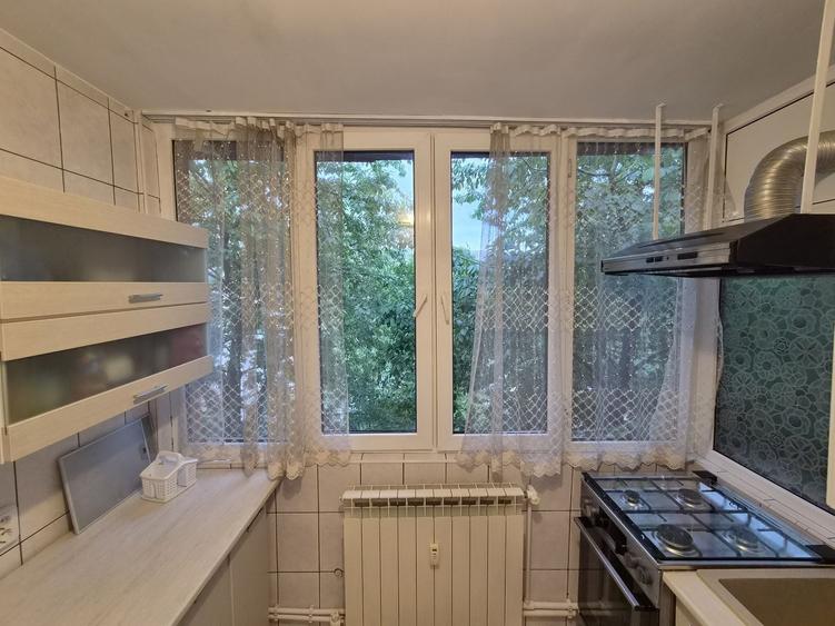 Vand apartament cu doua camere mobilat si utilat - 6