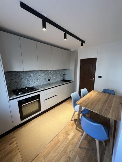 Apartament cu 2 camere decomandat în Turda