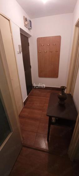 PROPRIETAR, vand ap. 2 cam pe blvd. C Brancoveanu, v-a-v de Spitalul Marie Curie