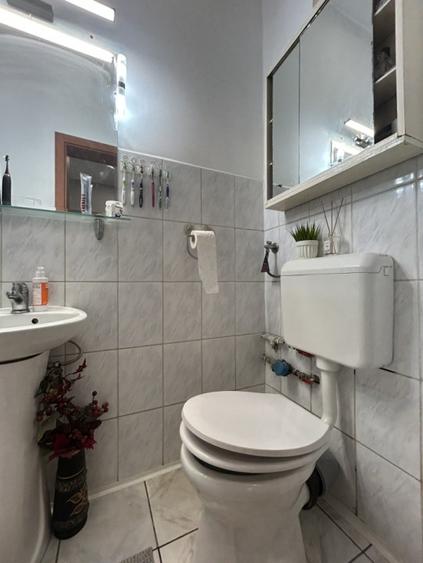 Apartament cu 2 camere semidecomandat, mobilat în Bălcescu