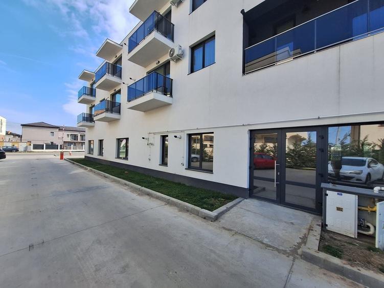 Spațiu comercial, de 275 mp, în Tunari