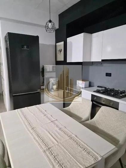 Apartament cu 2 camere semidecomandat în Torontalului