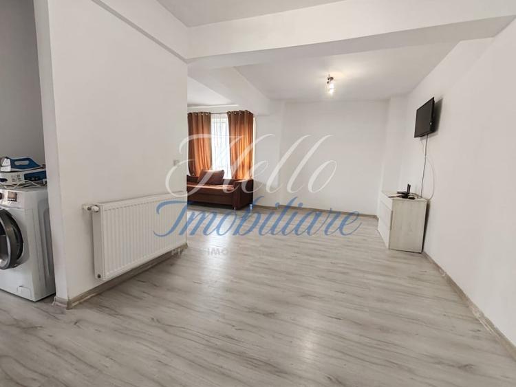 Apartament cu 2 camere semidecomandat, mobilat în Dâmbul Rotund