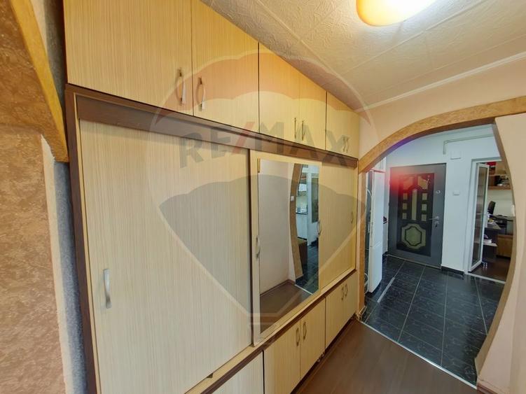 Apartament cu 3 Camere Decomandat – pe Strada George Coșbuc - 8