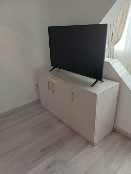 Apartament cu 2 camere semidecomandat, mobilat în Podu Roș
