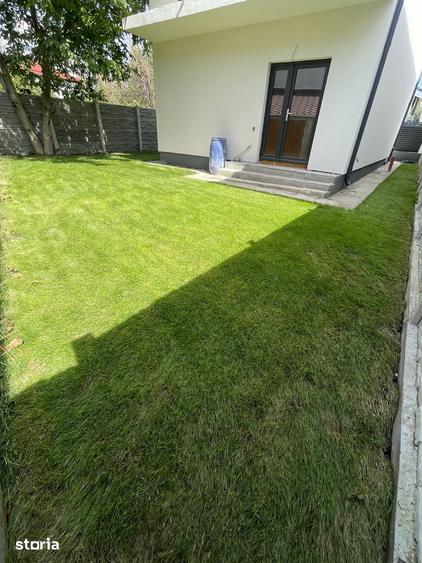 Casă cu 4 camere cu Teren 250 Mp în Central