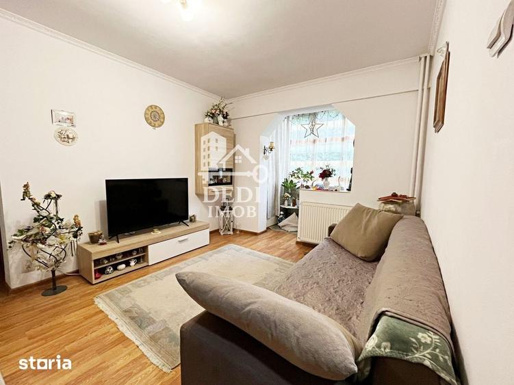 Apartament 2 camere de vanzare in zona Rogerius, Oradea - 9