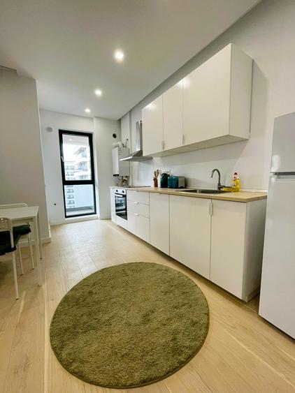 Apartament cu 2 camere semidecomandat în Aviației