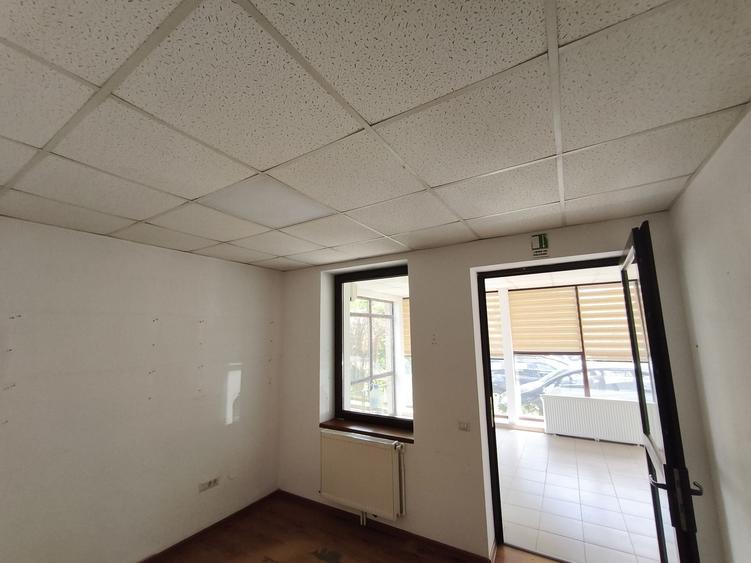 Spațiu comercial, de 60 mp, în Central