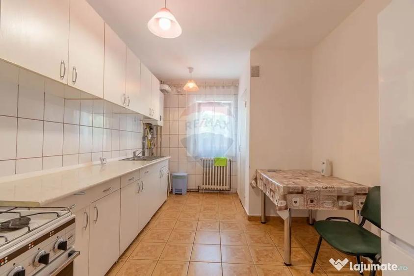 Apartament cu 3 camere de inchiriat Cluj-Napoca, Str.... - 8
