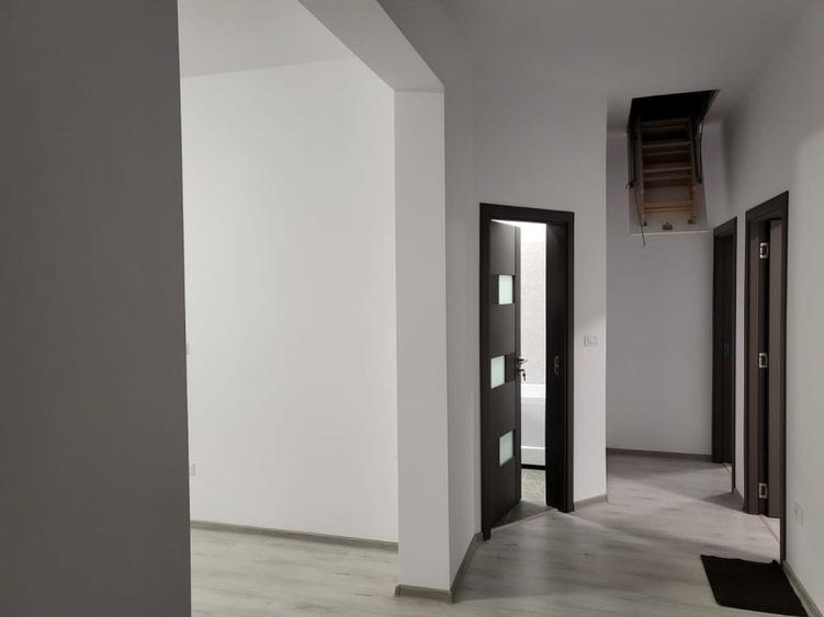 Casă individuală cu 4 camere cu Teren 430 Mp în Cătămărești-Deal