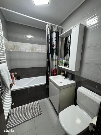 Apartament cu 3 camere în Țiglina 2