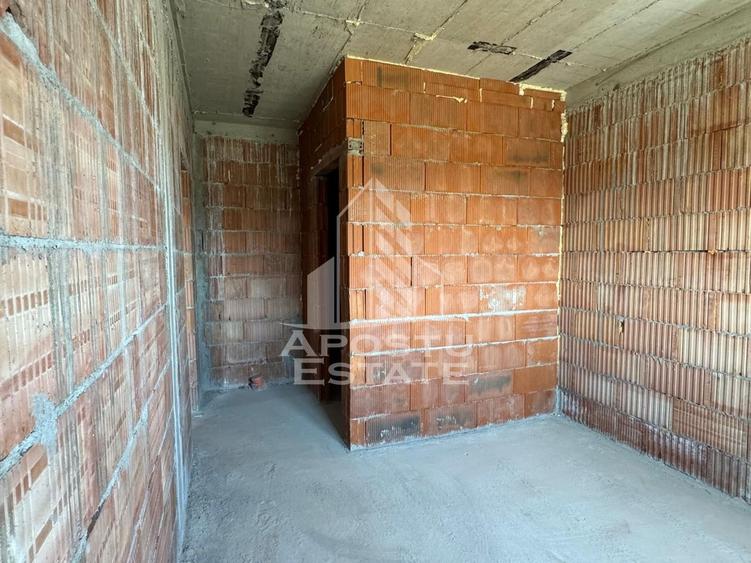 Duplex cu 3 camere cu Canalizare în Urseni
